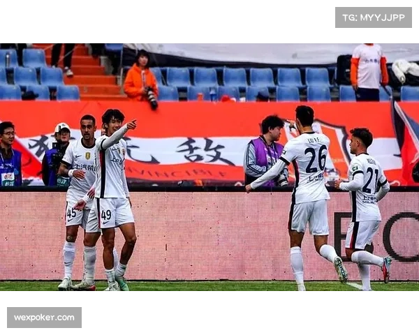 中国新星李新翔引发德甲关注,门兴格拉德巴赫已准备报价 中国新星李新翔引发德甲关注,门兴格拉德巴赫已准备报价